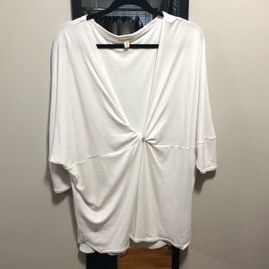 White twist front tee